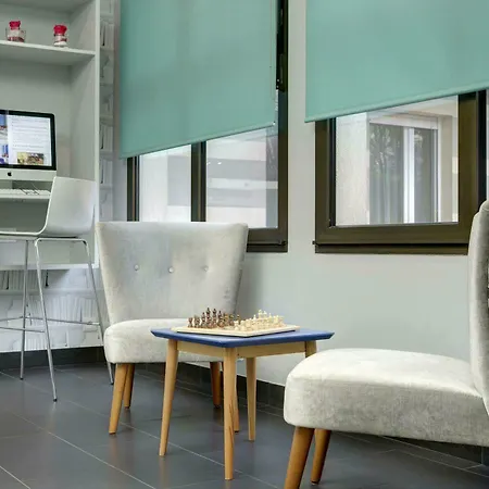 Citadines Centre Aparthotel 3*