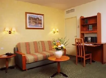 Citadines Centre Aparthotel 3*
